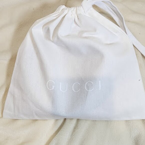 Gucci Interlocking G Buckle Belt. Size 90/36. Dustbag included
